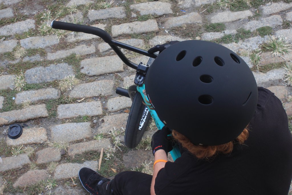 Dual Certified Gotham MIPS Helmet - Black Matte